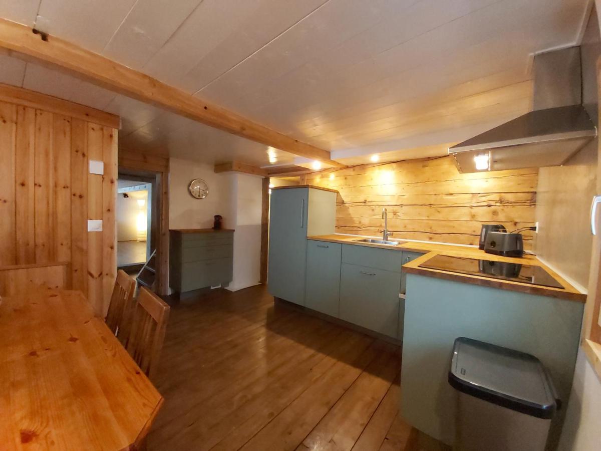 Tgesa Felici Apartman Sedrun Kültér fotó